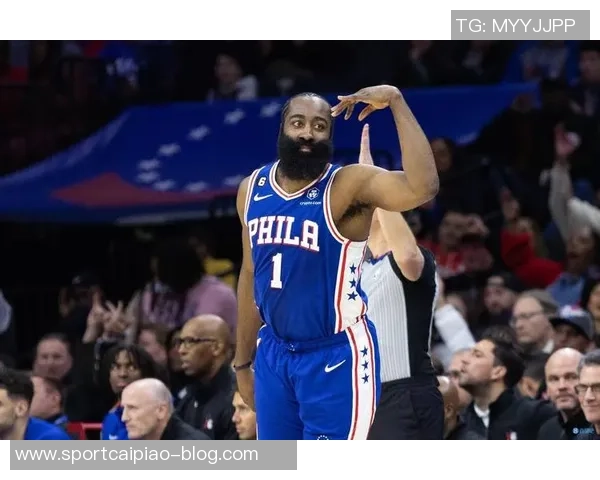 哈登强调上半场连续得分的重要性需要更强侵略性以扭转落后局面 哈登强调上半场连续得分的重要性需要更强侵略性以扭转落后局面