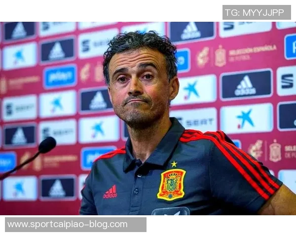 法媒报道恩里克重用16岁右后卫拒绝其参加U17世界杯引发关注 法媒报道恩里克重用16岁右后卫拒绝其参加U17世界杯引发关注